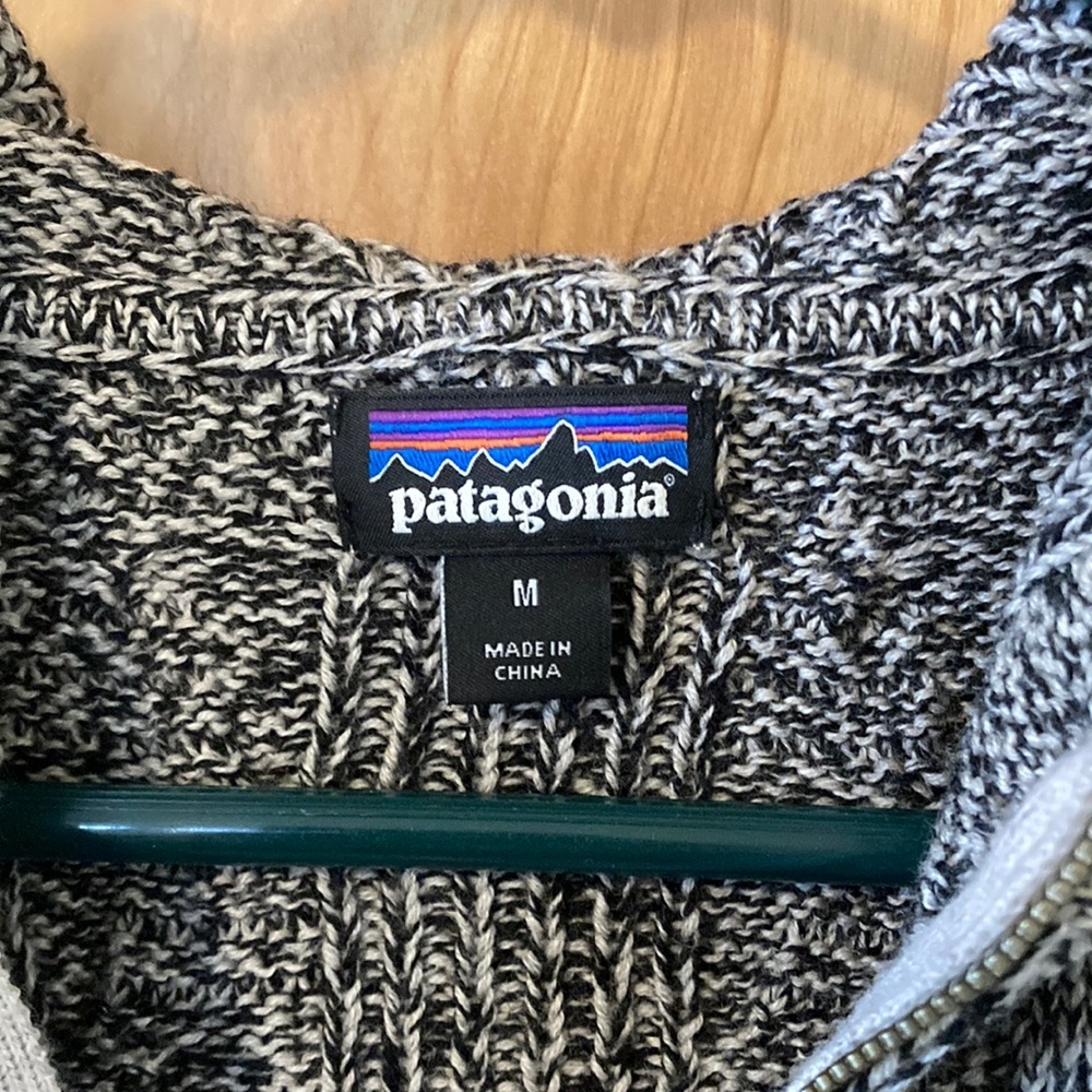Patagonia Gray Cardigan Sweater with Zipper - Picture 2 of 5